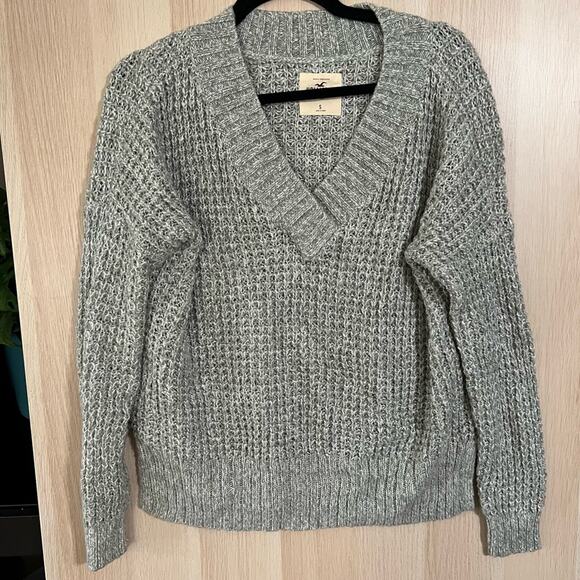 Hollister Sweaters - Hollister Gray Vneck Oversized Sweater